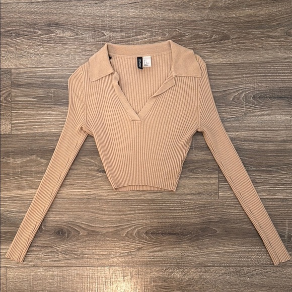 Tan Ribbed Polo Crop - Picture 1 of 3